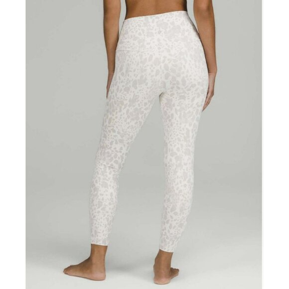 Lululemon Align High-Rise Pant 25" Cheetah Camo Antique White Multi Sz 6 EUC - Picture 1 of 6